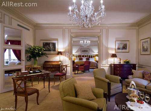 Hotel Le Royal Monceau 19
